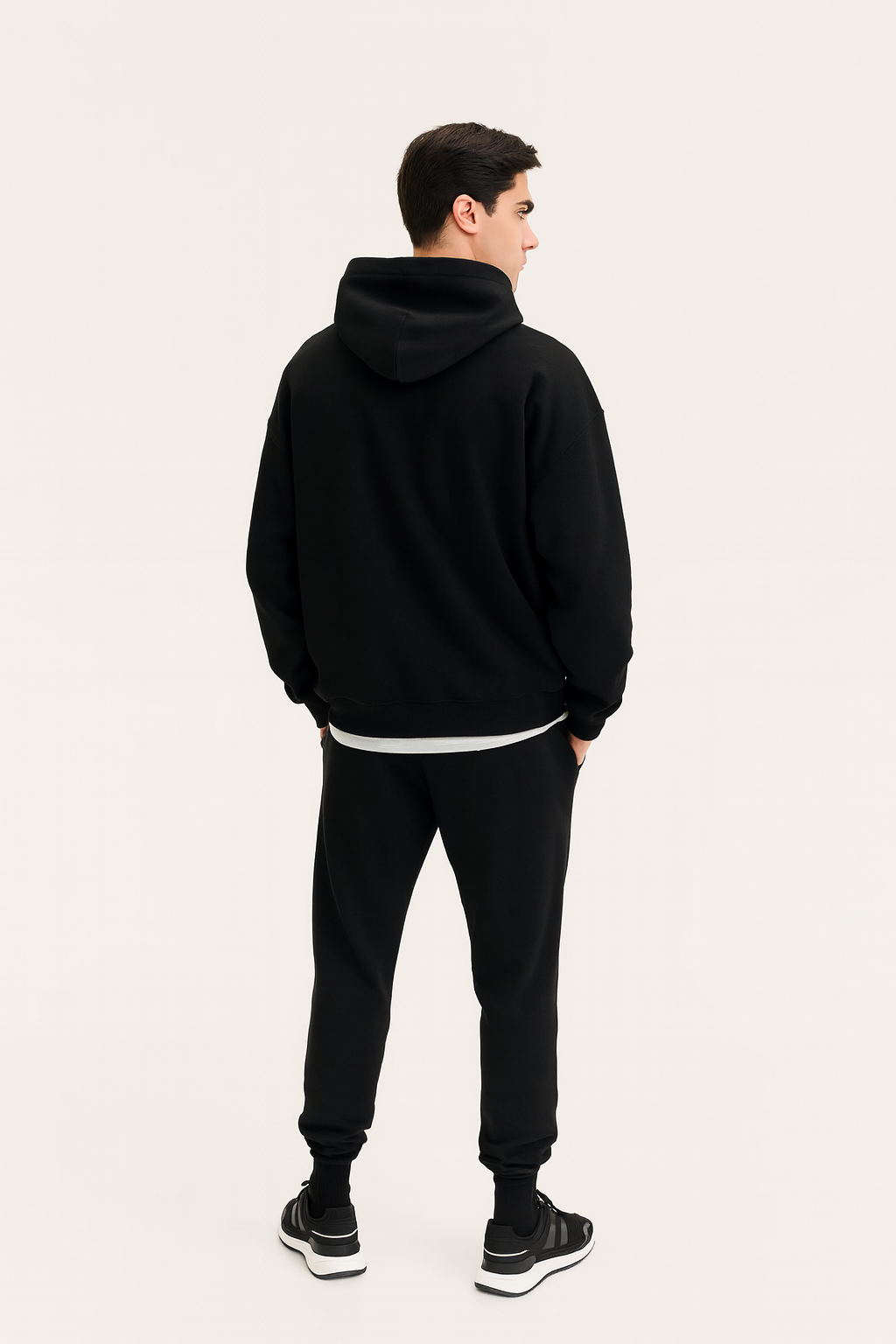 URBXN™ Classic Black Hoodie – Minimalist Streetwear Pullover