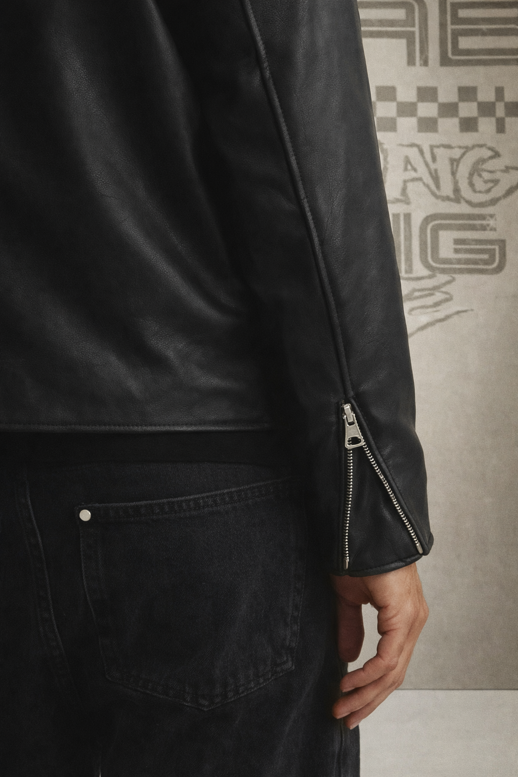 URBXN Black Street Leather Jacket — Premium Cropped Fit