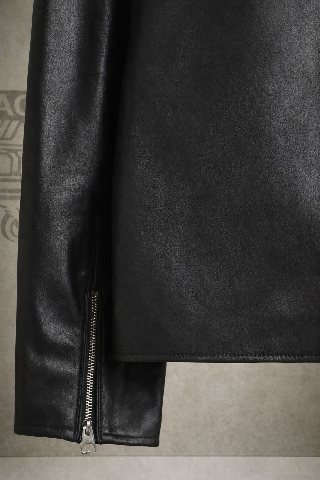 URBXN Black Street Leather Jacket — Premium Cropped Fit