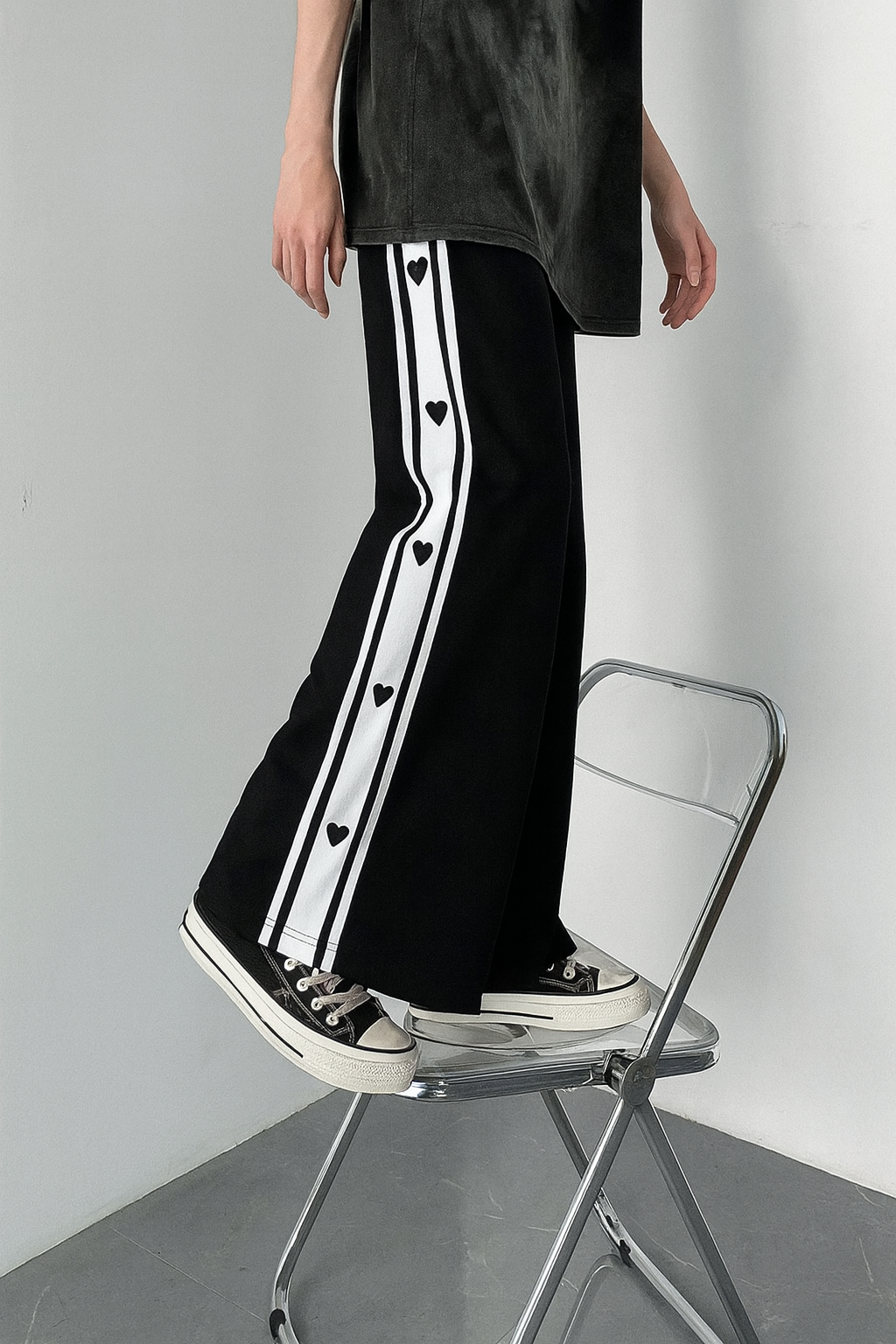 URBXN Black & White Side Snap Pants – Baggy Streetwear Wide Leg Trousers