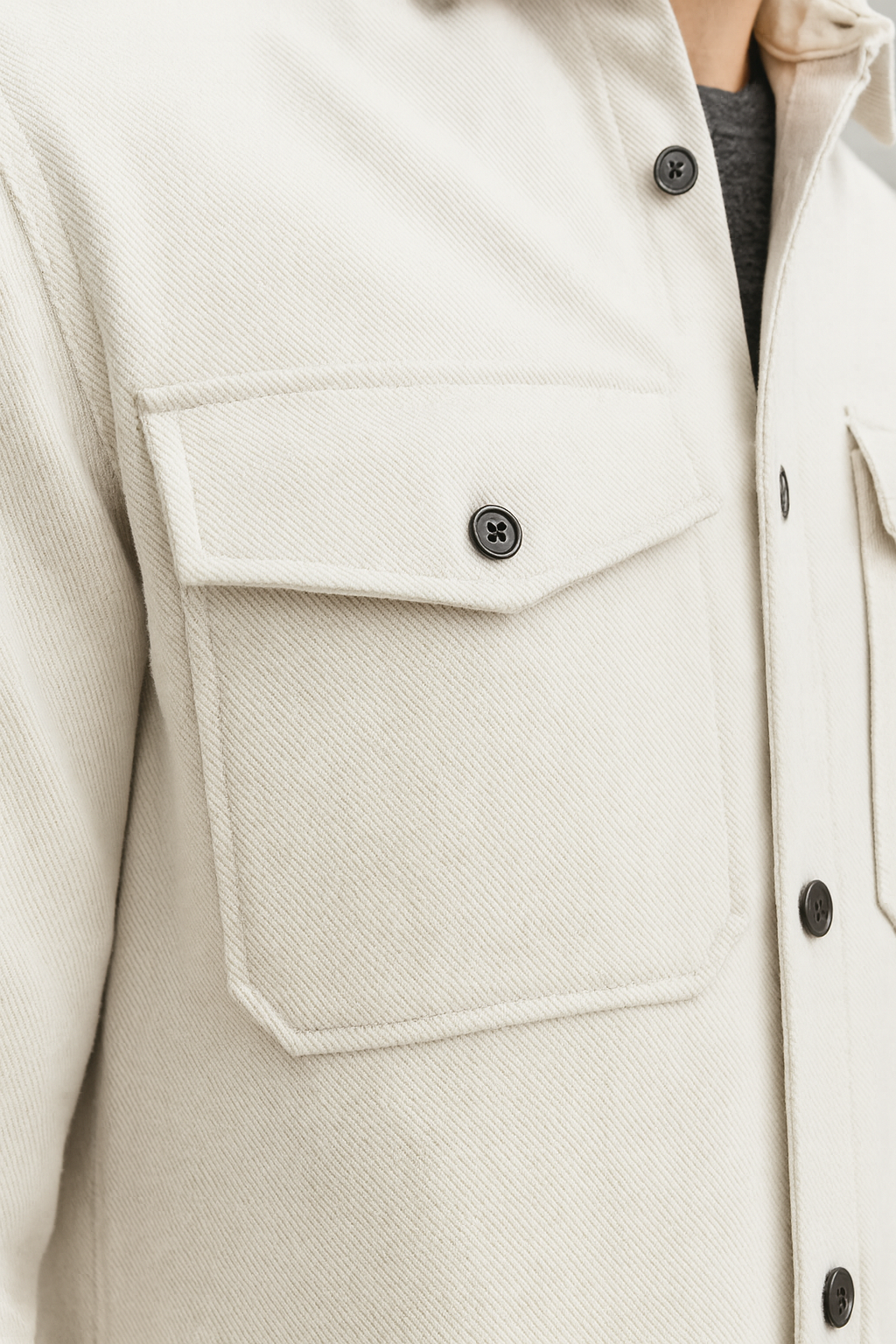 Minimalist White Overshirt Jacket – Casual Streetwear Layer